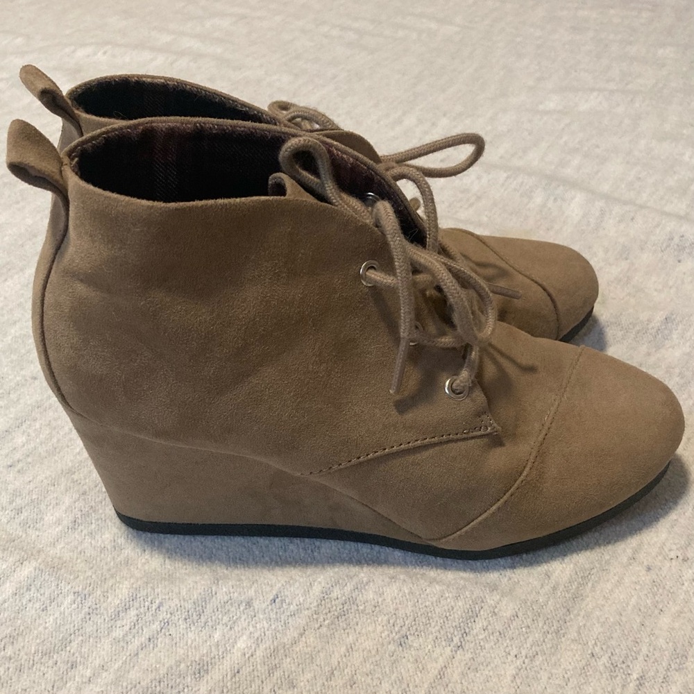 Tan Lace-Up Wedge Shoes